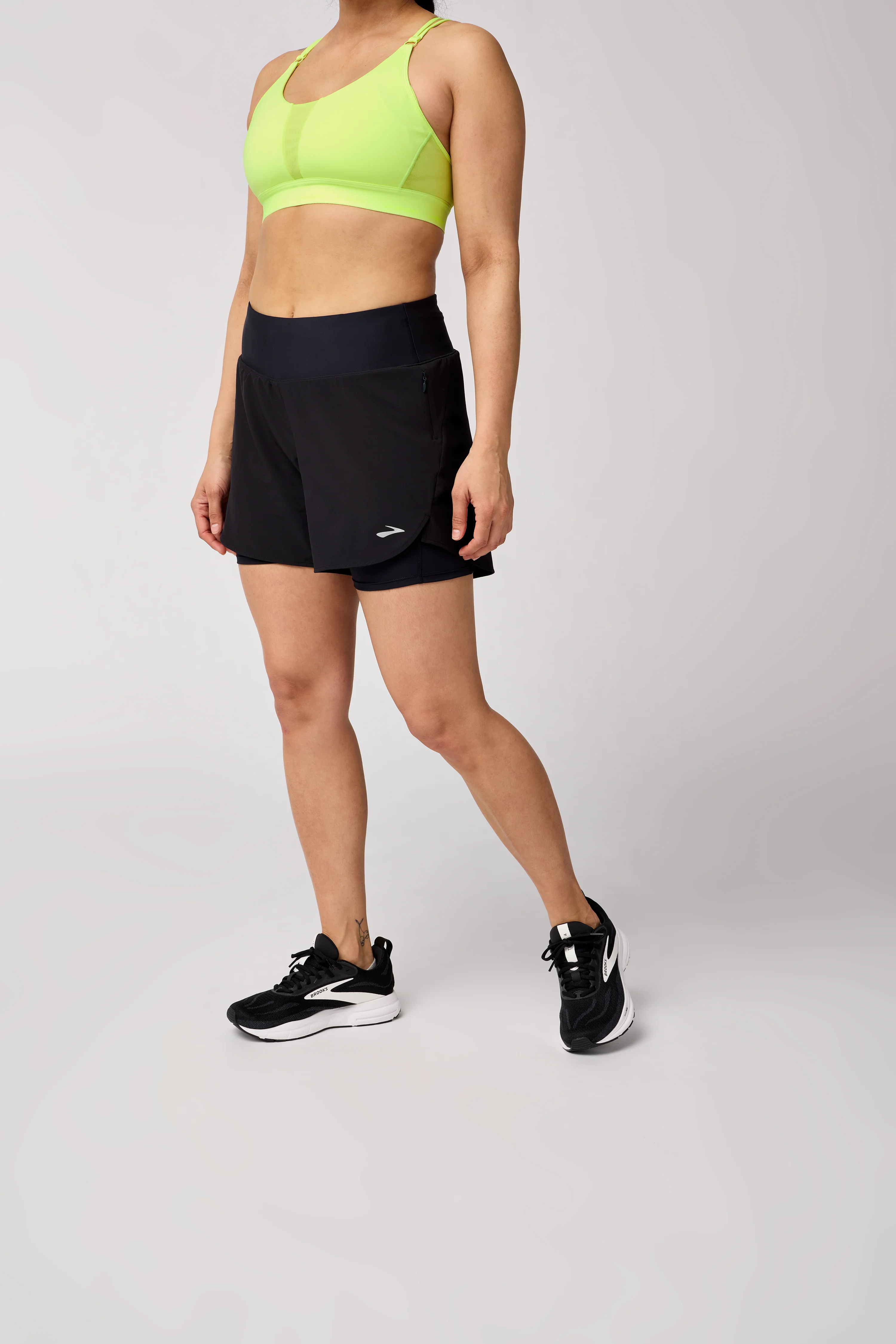 Lady Chaser 5" 2-in-1 Short 2.0 - Image 2