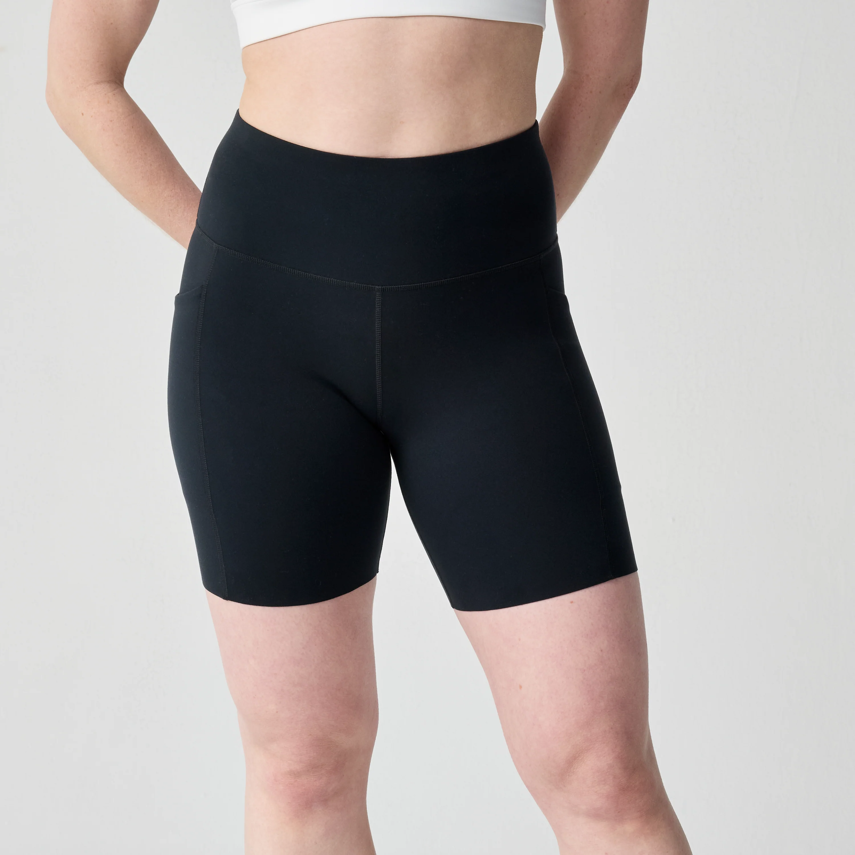 Lady Chaser 7" Short Tight