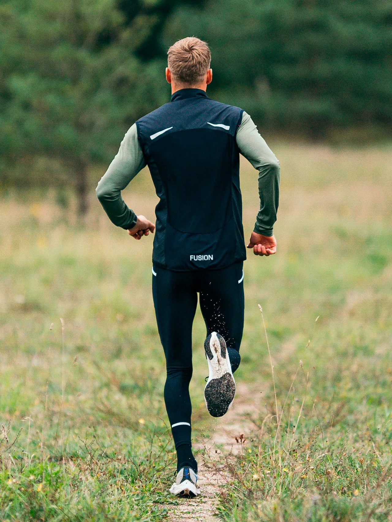 S1 Run Vest - Image 8