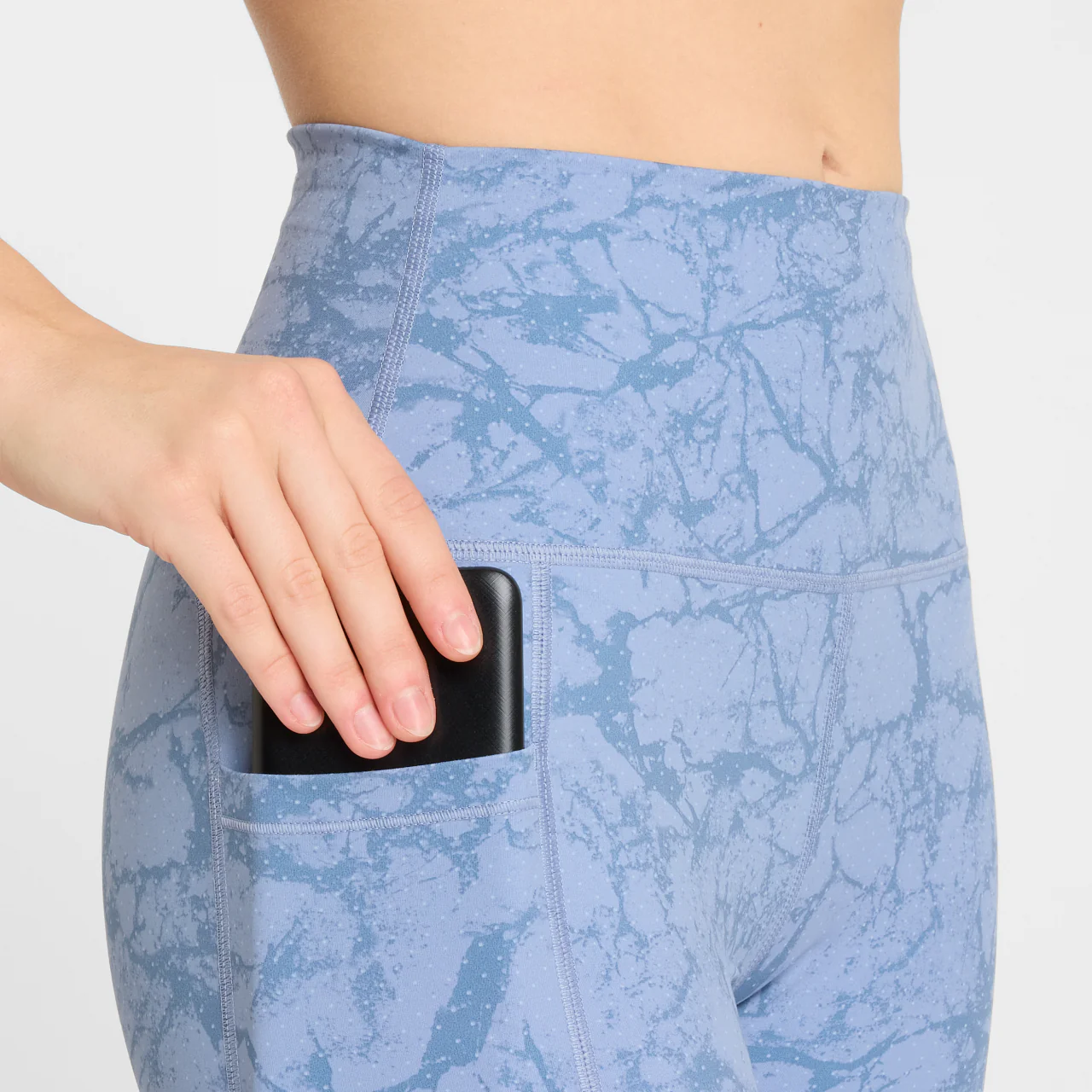 Lady Sleek Printed Pocket High Rise Legging - Image 4